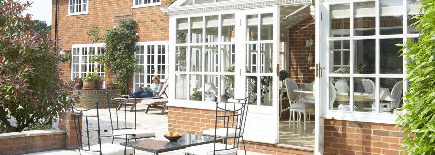 WINDOWS & CONSERVATORY CLEANING